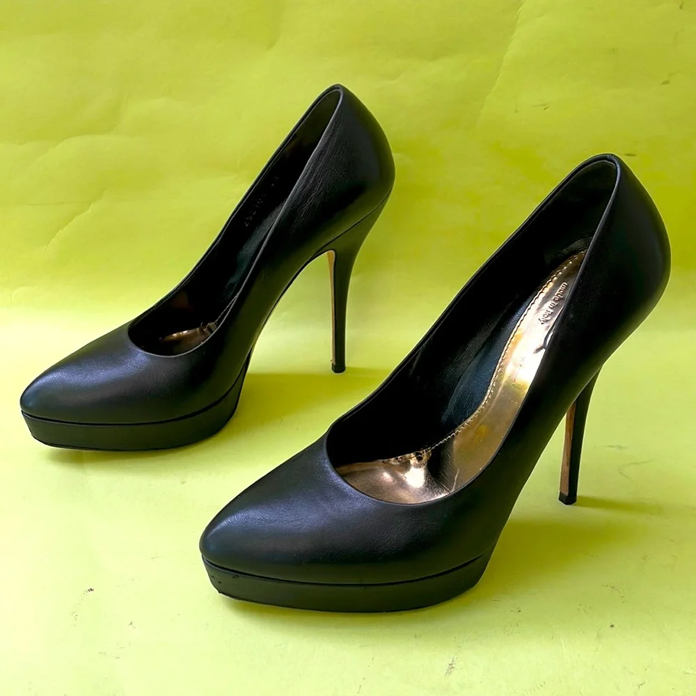 Vintage black Gucci all leather heels with dust bag and extra heel tops - Picture 5 of 16